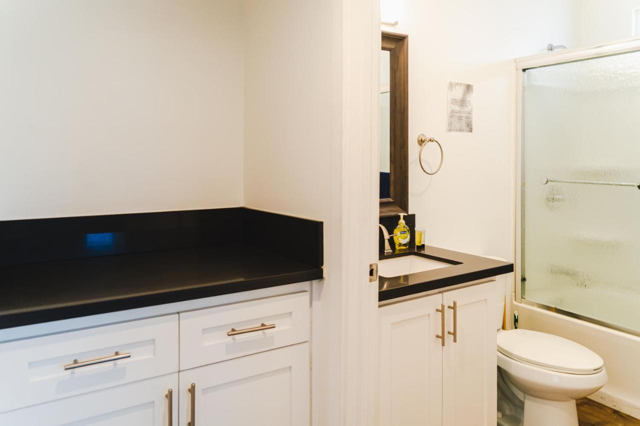 Modern Remodeled 1-Bedroom Close To Hollywood Walk Of Fame With Parking Los Angeles Exterior foto