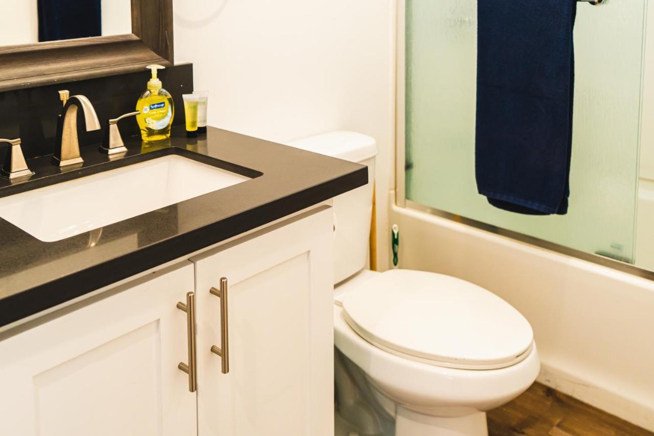 Modern Remodeled 1-Bedroom Close To Hollywood Walk Of Fame With Parking Los Angeles Exterior foto
